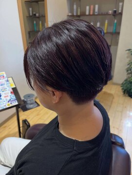 ヘアデザインフルーヴ(hair design fleuve) 刈り上げ×ボルドー