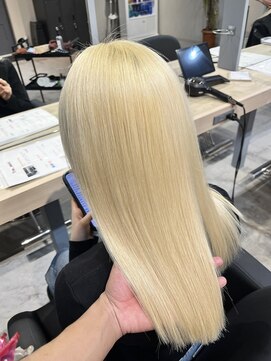 リア 布施店(Lia) ブロンド