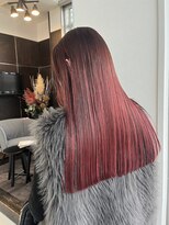 ドロップ&nbsp;赤髪 × 切りっぱなしロング