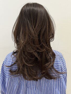 ビュートリアム 青山(BEAUTRIUM) レイヤーカット小顔カット大人ヘア髪質改善30代40代50代表参道