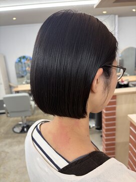 モコヘアーフロール(MOCO hair flor) 艶やかワンレンボブ