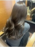 艶感際立つダークグレージュ黒髪/縮毛矯正で叶える潤う髪質へ