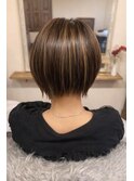 40代×ショートボブ×ナチュラルブラック白髪ぼかし