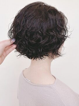 モリオフロムロンドン 原宿本店(morio from London) 【morio 原宿】ニュアンスショートボブパーマ　外国人風