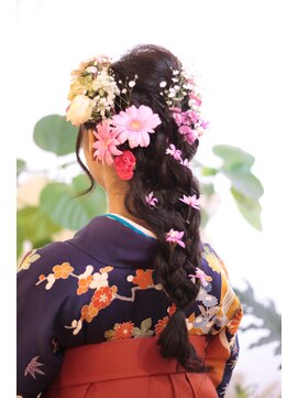 レアリス ヘアーデザイン(REALIS hair design) 季節の花の盛り合わせ