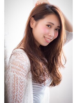 エルデ ナインズ ヘアー スタンド 川口店(elde 9's HAIR STAND) 43モーブカラー&セミウェットなワイドバングなくびれミディ 川口