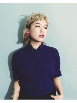 ニーナ(27nina) Style avec un jeu doux