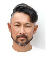 メリケンバーバーショップ コウベ(MERICAN BARBERSHOP KOBE)&nbsp;ビジネス オトナスパイキーツーブロックにイメチェン