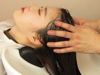 ケシキ ヘアメイク(kesiki HAIR MAKE)の写真/【宇都宮/鶴田】癒しのスパを♪美しい髪は美しい頭皮から―悩みに合わせ、あなた本来の髪の輝きを取り戻す*