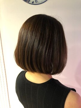 スタジオ アルファプラス 日暮里店(studio α+) マットブラウン×ステップボーンカット♪