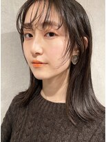 インビテーション(invitation) ラインミディアム・軽め前髪・黒髪・暗神