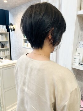 キャアリー(Caary) 福山人気caaryくびれショート/大人ショート/ひし形シルエット/