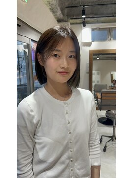 アドア 横浜(ADORE) 【ADORE横浜】こなれ感のあるパッツンボブ