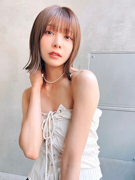 ロイジー(roijir) 切りっぱなしボブ×ベージュカラー