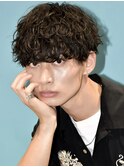 波巻きパーマツーブロック刈り上げラウンドマッシュ韓国黒髪