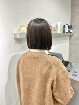 シー(shii..) 《shii../内城》#ボブ #縮毛矯正