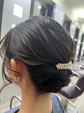 ヘアートップス ベイタウン店 タイトシニヨン