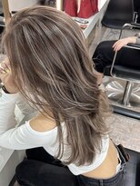 ブレンド 渋谷(BLend)&nbsp;ハイライトミディアムヘア暗めカラーオリーブグレー