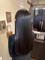 グランアージュ 池袋東口店(grandage)&nbsp;思わず触れたくなる極艶ロング髪質改善