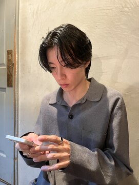 キュー(Cue_) ナチュラルメンズセンターパート