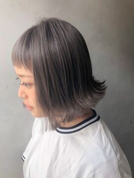 ジーナ(XENA) 王道グレージュ