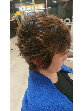 エムアンドピース 志村坂上店(M&Ps) パーマ感のあるパーマスタイル