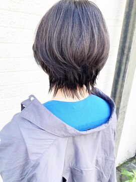 モリオ フロム ロンドン 成増店 【morio成増/玉井】ウルフ　インナーカラー　ブルー