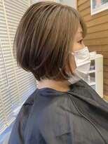 スプリング ウシワカマル(SPRING@ushiwakamaru)&nbsp;簡単スタイリング◎丸み×くびれショート