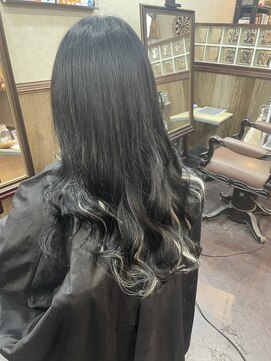 ディー エメ(D-aimer-) 黒髪エクステに１ポイントアレンジ☆