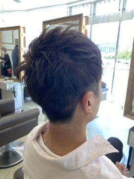 コワファースト 大分(COIFF1RST) 刈り上げベリーショート