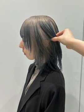 ノラ シンディ(NORA CYNDY) デザインカラーシャドウルーツカラー裾カラーレイヤーカット