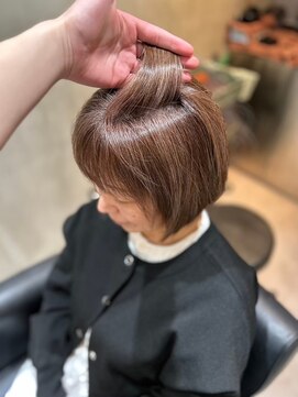 エルピス 中央林間店(elpis) 透明感ブリーチなし白髪ぼかし