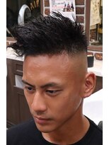 アクセプトザワールドバーバー(Accept the world barber)&nbsp;緩パーマアップバング×スキンフェード