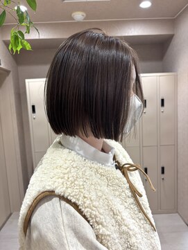 ジーニー 横浜(giinii) グレージュ