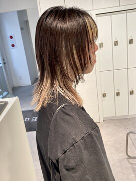 ユーフォリア 渋谷グランデ(Euphoria SHIBUYA GRANDE) メンズウルフ　ハッシュカット　インナーカラー　MOMO