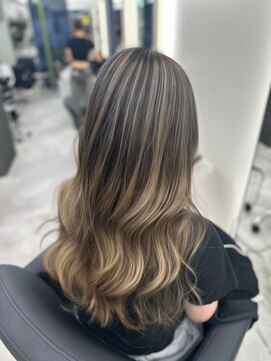 アルドーレ(Ardore) ☆ブリーチ2回からできるグラデーションカラー/20代/30代/40代