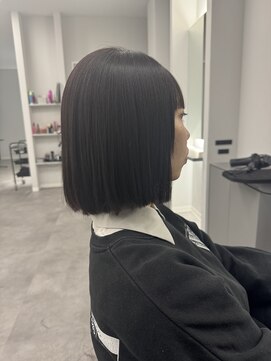 ナンバー 竪町(number+) 10代20代30代大人かわいい暗髪艶感タッセルボブ