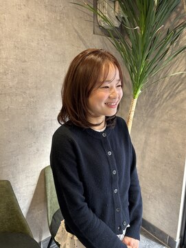 ヘイリー(HAILEY) 大人かわいい30代 40代　ひし形シルエット×ミディアムレイヤー