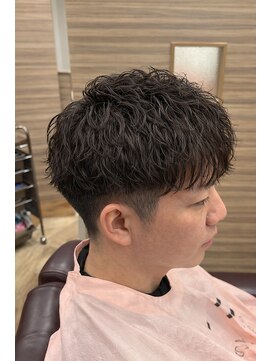 銀座マツナガ 神田店 ナチュラルマッシュツイストスパイラルツーブロック刈り上げ