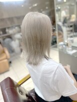 ミー 新宿(MII) ホワイトベージュ/ダブルカラー/髪質改善/新宿/MII/ミイ