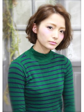 ティエル(Tieru) 重軽カジュアルショートボブ