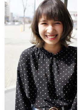 コワファースト 大分(COIFF1RST) アッシュベージュで外ハネ