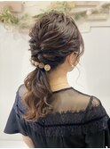 結婚式お呼ばれローポニー
