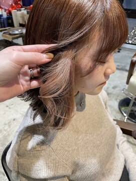 ナルヘアー 越谷(Nalu hair) 韓国風イヤリングカラー/ミルクティーピンク/おくれ毛