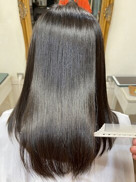 カシュカシュ(cache cache) 酸性ストレート　用賀