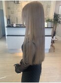 sheer beige hair