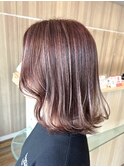 ハイライトカラーカシスブラウン　白髪ぼかし顔周りレイヤーボブ