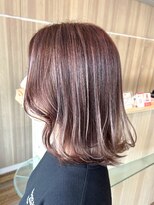 ラヴィエール(LAVIERE by R-EVOLUT)&nbsp;ハイライト白髪ぼかしラベンダーピンクミディアムレイヤー柏