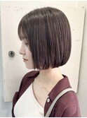 ショートカットベージュカラーショートボブ切りっぱなしボブ30代