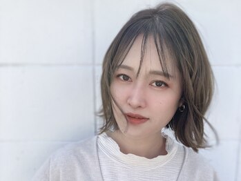 ヘアーコピーヌ(HAIR COPINE)の写真/《今福鶴見駅徒歩3分》気になる白髪も活かしておしゃれに♪明るく染めるカラーで印象も明るくおしゃれに＊